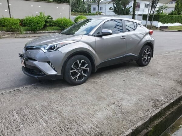 TOYOTA C-HR - Image 7